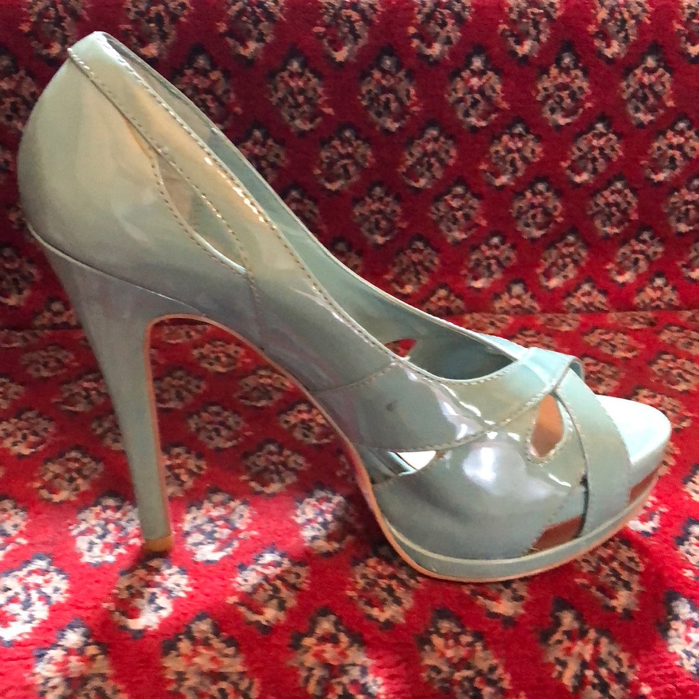 H by Halston platform stilettos size 8